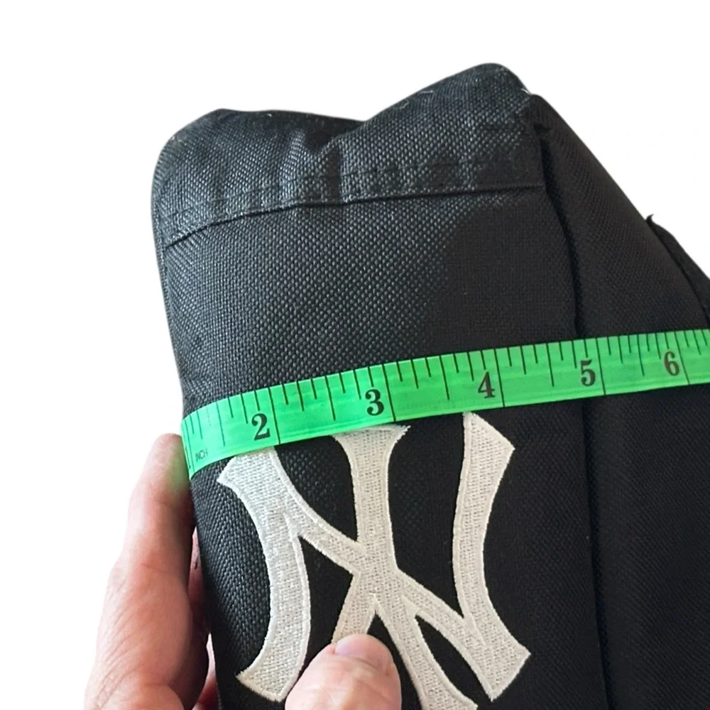 New York Yankees messenger bag for baseball fans NY blue and white